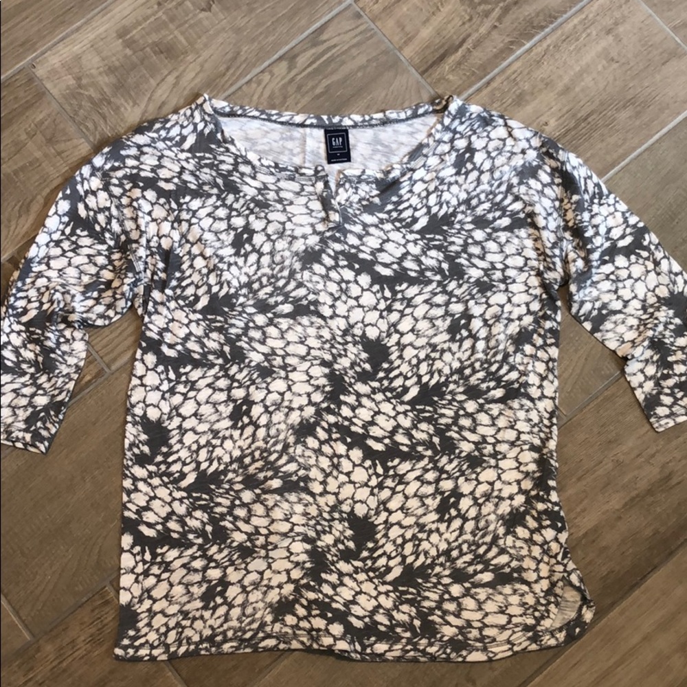 Gap Maternity boatneck tee shirt; Size M